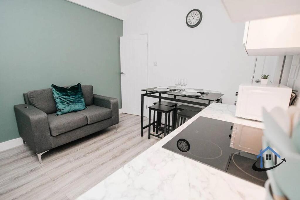 Вілла Balby Casa Nr Doncaster Racecourse King Beds Street Parking Екстер'єр фото