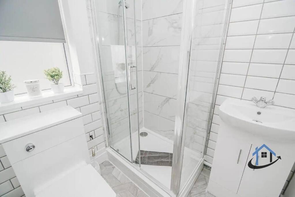 Вілла Balby Casa Nr Doncaster Racecourse King Beds Street Parking Екстер'єр фото